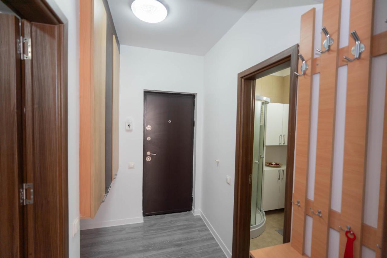 Hotel Studio Titan Boekarest Buitenkant foto